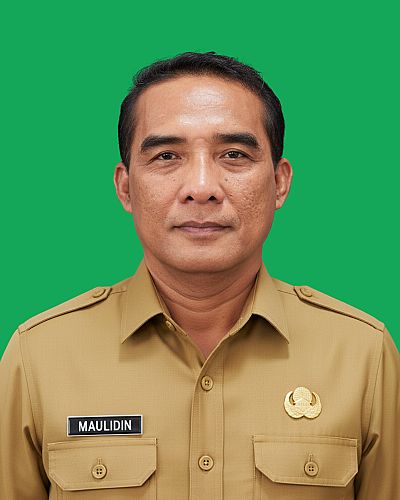 Foto Maulidin, SH